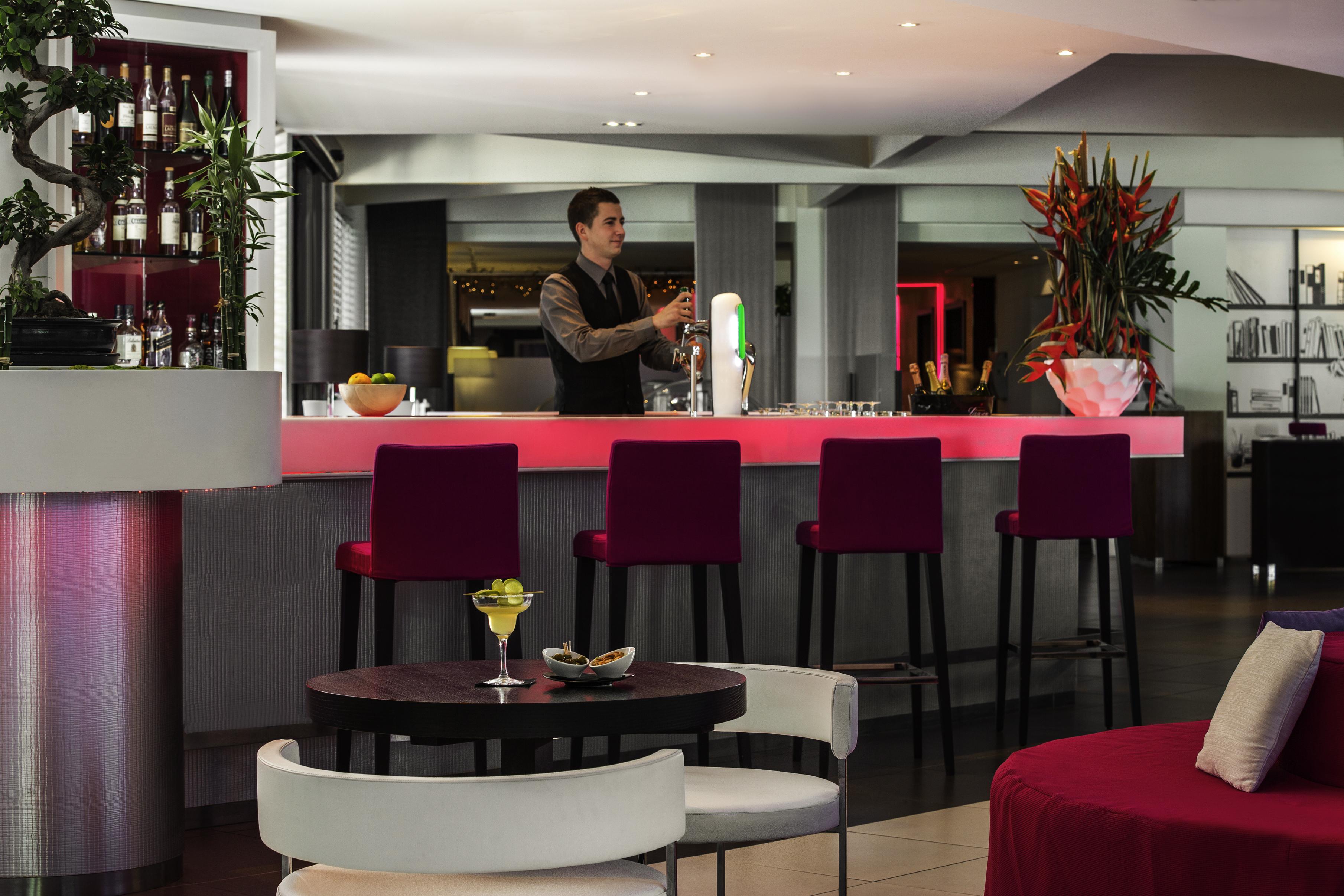 Hilton Garden Inn Marseille Provence Airport Marignane Bagian luar foto