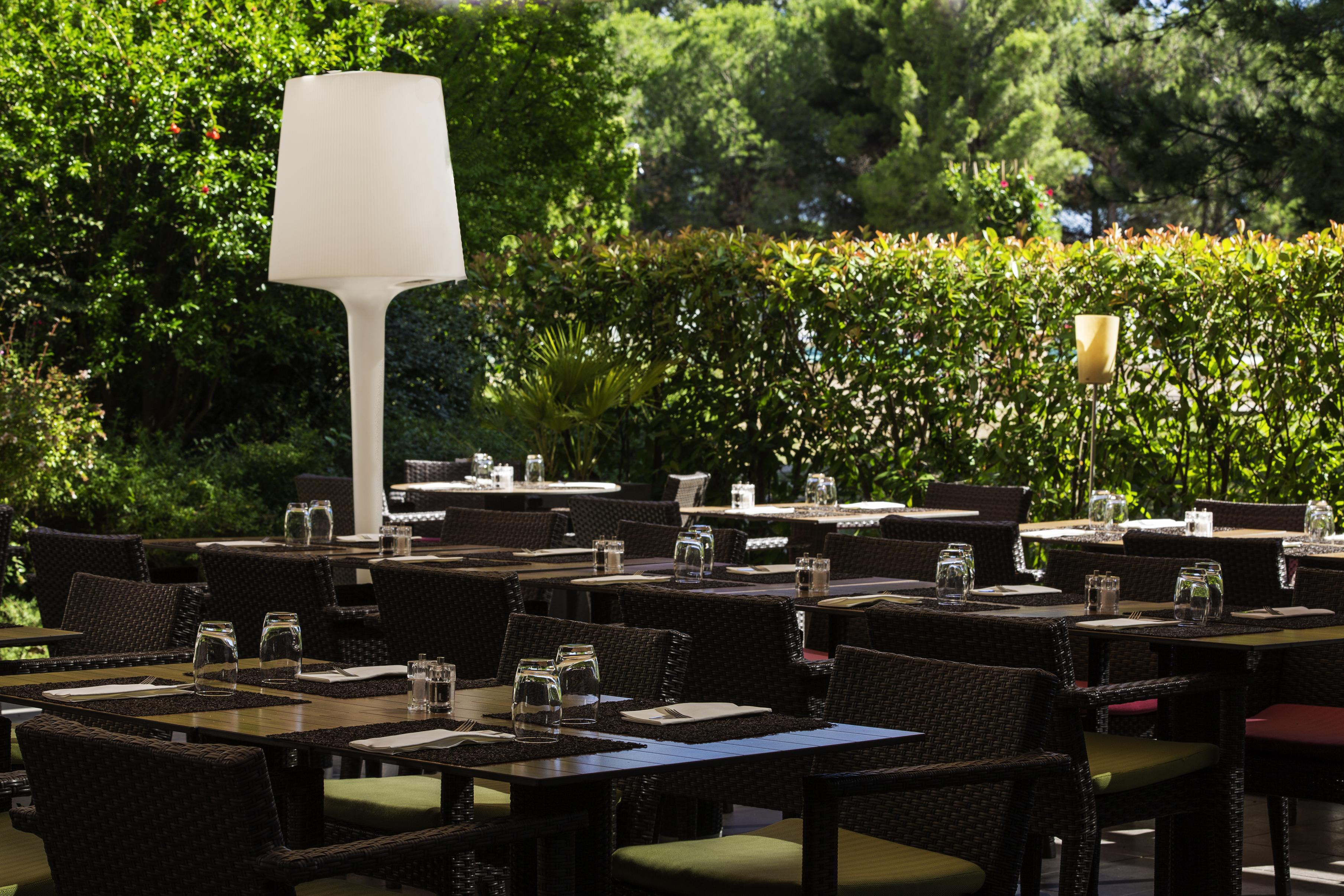 Hilton Garden Inn Marseille Provence Airport Marignane Bagian luar foto