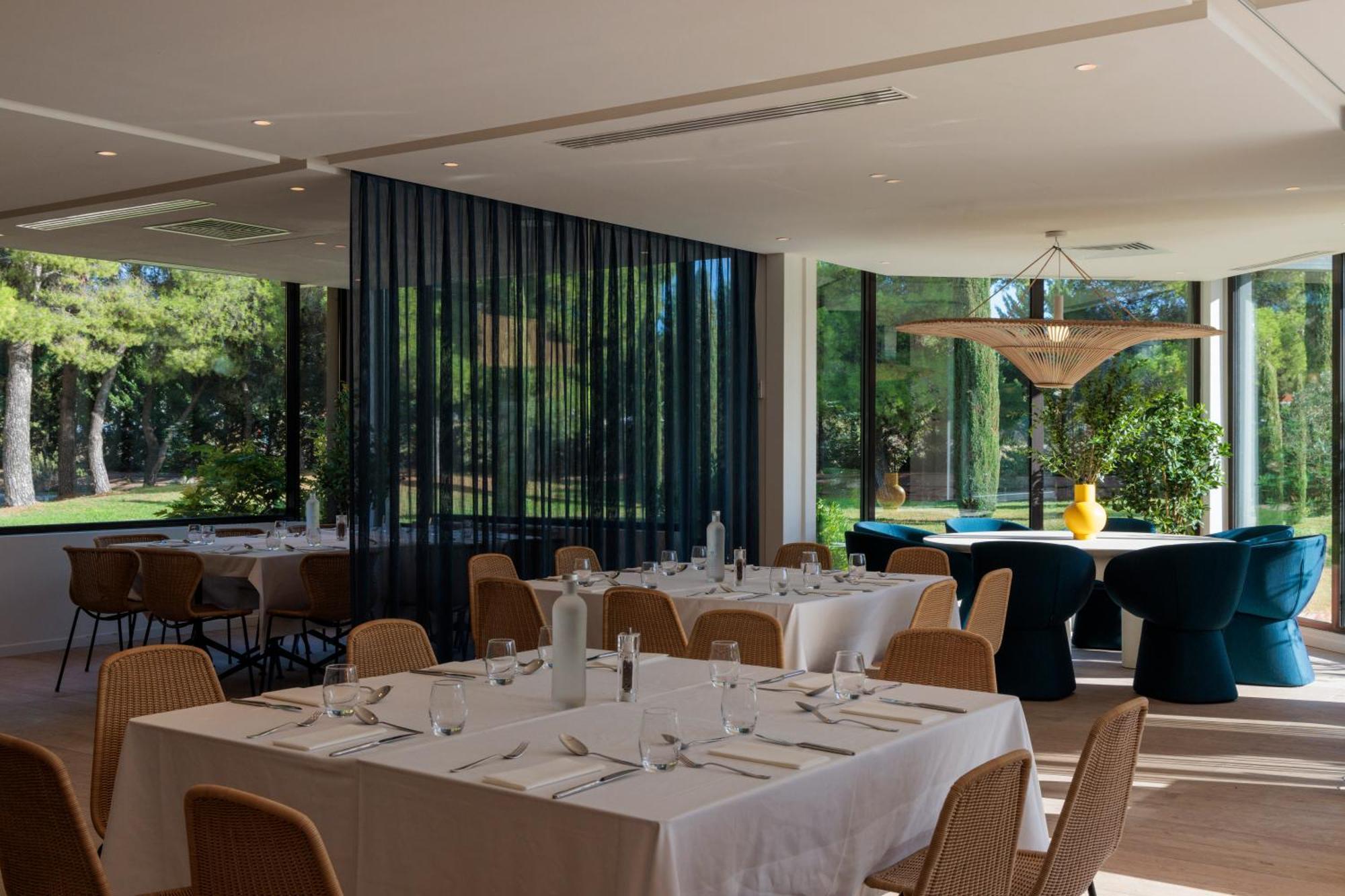 Hilton Garden Inn Marseille Provence Airport Marignane Bagian luar foto