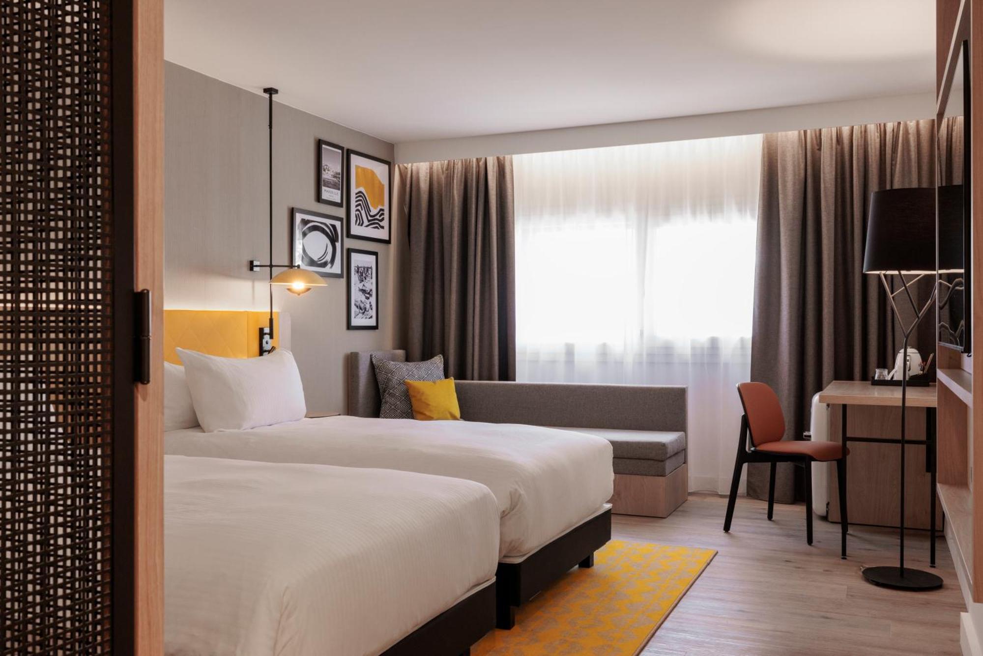 Hilton Garden Inn Marseille Provence Airport Marignane Bagian luar foto