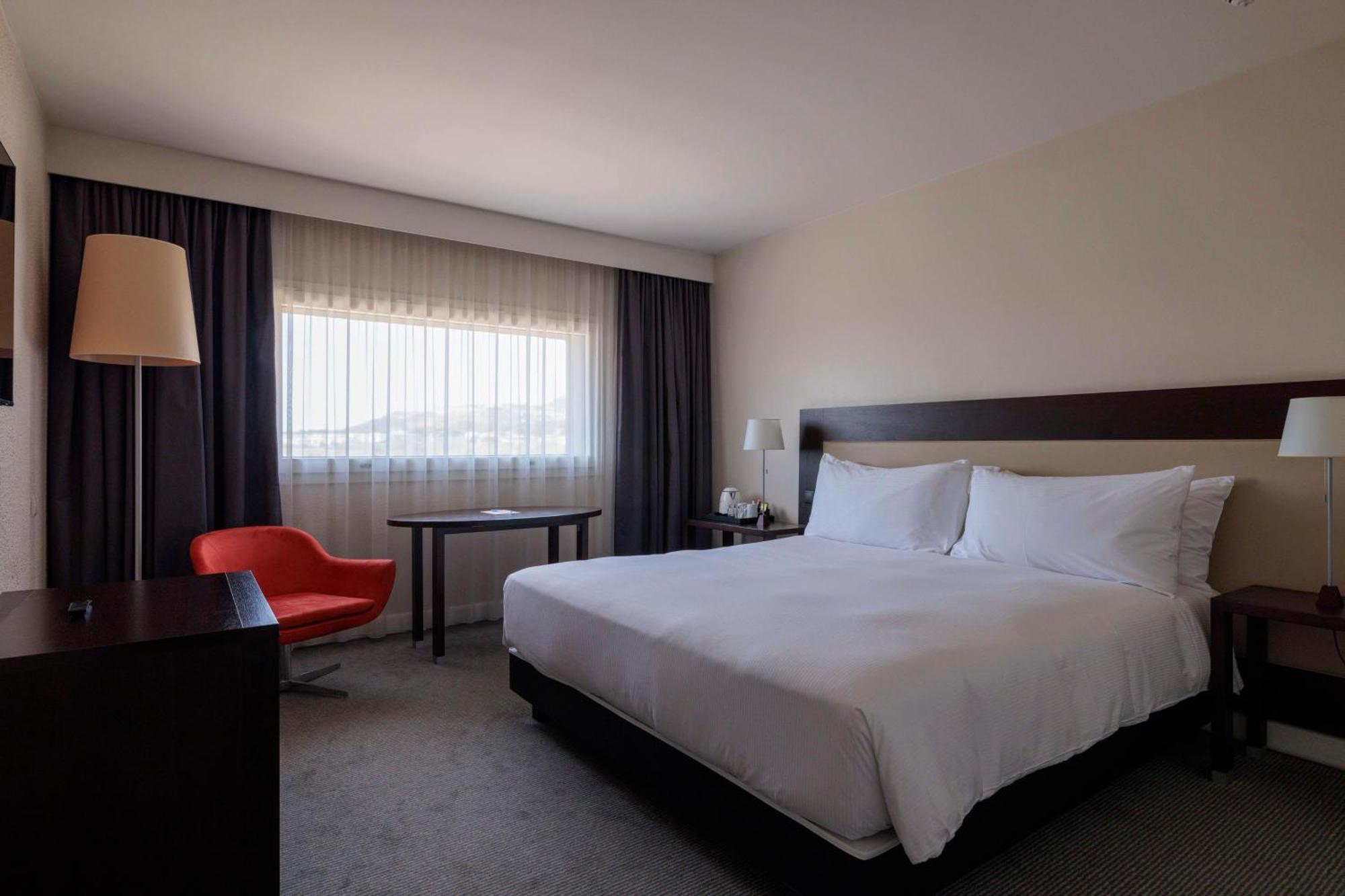 Hilton Garden Inn Marseille Provence Airport Marignane Bagian luar foto
